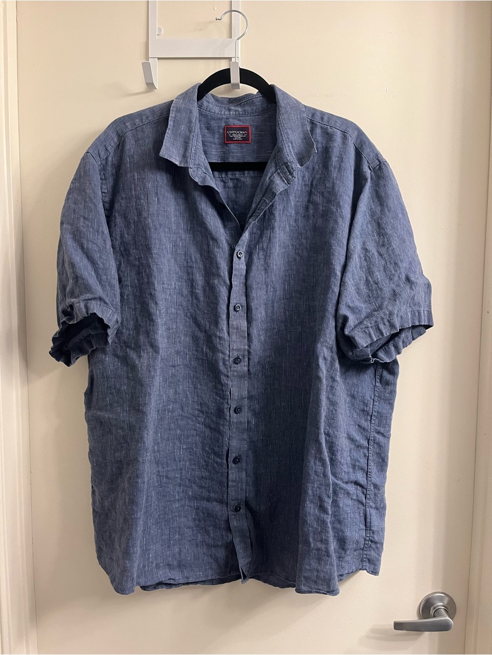 Untuckit 100% Linen Men’s Canon Button Front Shirt Blue
